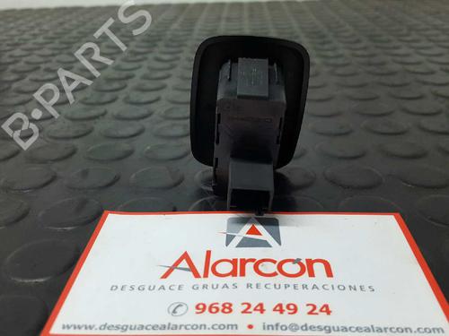 Right rear window switch CITROËN C5 III (RD_) 2.7 HDi (RDUHZJ) | BP2783106I28
