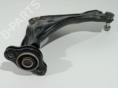 Used Right front suspension arm MERCEDES-BENZ V-CLASS (W447) V 250 CDI / d 4-matic (447.811, 447.813) (190 hp) 26443175