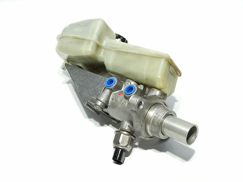 Used Brake master cylinder MERCEDES-BENZ R-CLASS (W251, V251) R 280 CDI 4-matic (251.020) (190 hp) 9588249