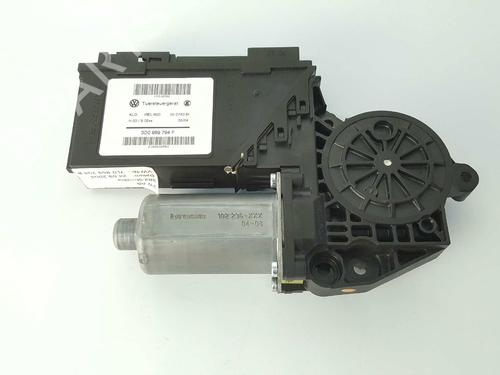 Used Right rear window motor VW TOUAREG (7LA, 7L6, 7L7) 5.0 V10 TDI (313 hp) 6983218