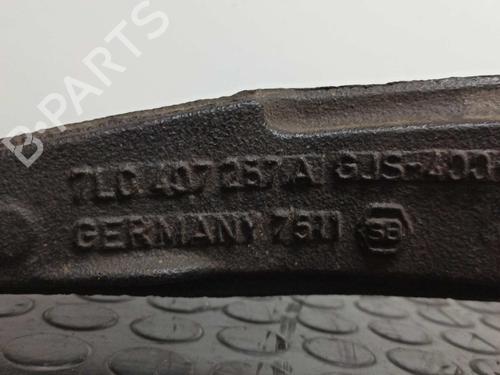 Left front steering knuckle VW TOUAREG (7LA, 7L6, 7L7) 5.0 V10 TDI | BP7000040M25