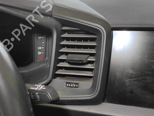 air-vent-audi-a1-sportback-gba-2018-38775355 main image