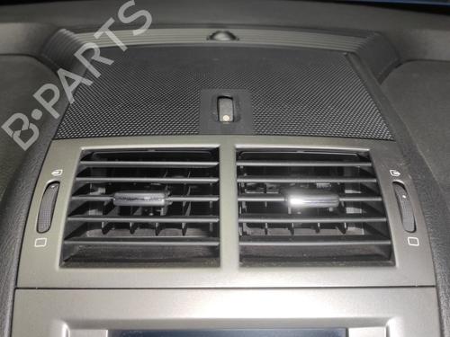 Used Air vent PEUGEOT 407 (6D_) 2.0 HDi 135 (6DRHRH, 6DRHRE, 6DRHRG, 6DRHRJ) (136 hp) 21784203