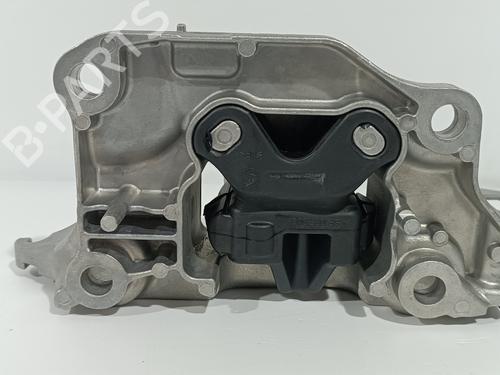 Engine mount OPEL CORSA F (P2JO) 1.2 (68) | BP21583841M89