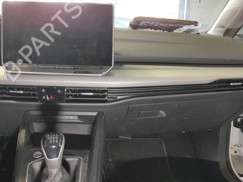 air-vent-vw-golf-viii-cd1-da1-2019-36440429 main image