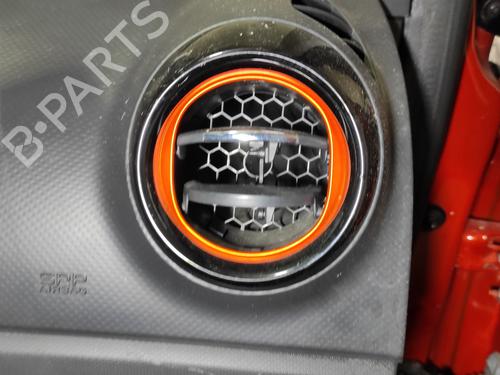 air-vent-renault-captur-i-j5_-h5_-2013-26876308 main image