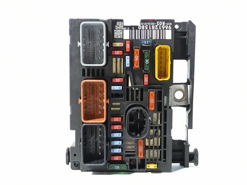 Fuse box PEUGEOT 407 SW (6E_, 6D_) 2.0 HDi 135 | BP25451422E1 