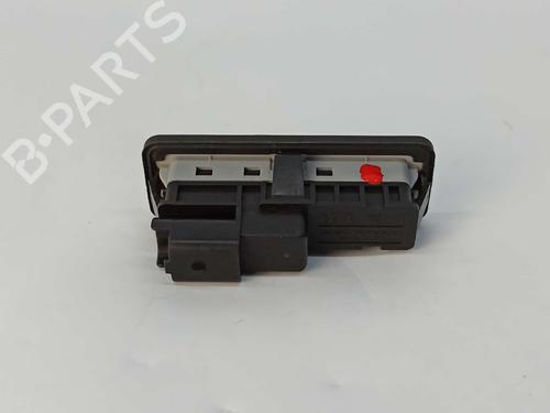 Tailgate handle PEUGEOT 2008 I (CU_) 1.2 PureTech 82 | BP10219549C132