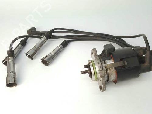 Used Ignition distributor SEAT CORDOBA (6K1, 6K2) 1.4 i (60 hp) 8749879