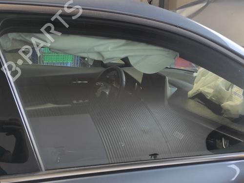 front-right-door-window-toyota-corolla-estate-_e14_-18-zre142-2006-2007-2008-2009-2010-2011-2012-21085910 main image