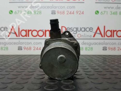 Used Vacuum pump RENAULT KANGOO (KC0/1_) D 65 1.9 (KC0E, KC02, KC0J, KC0N) (64 hp) 2753673