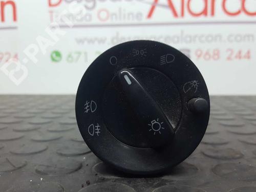 Used Headlight switch SKODA OCTAVIA I (1U2) 1.9 TDI (90 hp) 2738129