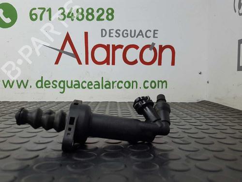 Used Clutch slave cylinder SEAT ALTEA (5P1) 1.9 TDI (105 hp) 14526942