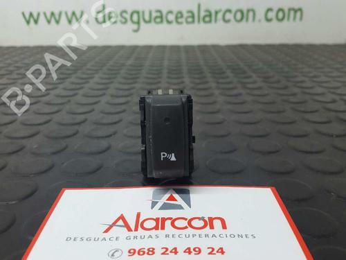 Used Switch RENAULT TWINGO III (BCM_, BCA_) 0.9 TCe 90 (BCM9, BCM2) (90 hp) 14527524