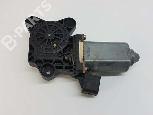 Used Left rear window motor MERCEDES-BENZ S-CLASS (W220) S 320 (220.065, 220.165) (224 hp) 6703118