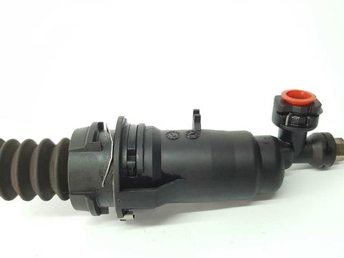 Used Clutch slave cylinder CITROËN C5 I (DC_) 2.0 HDi (DCRHZB, DCRHZE) (109 hp) 14532900