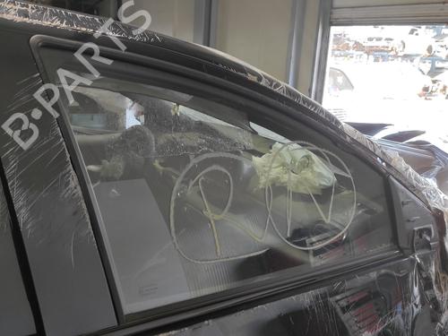front-right-door-window-toyota-yaris-_p21_-_pa1_-_ph1_-2020-24945083 main image