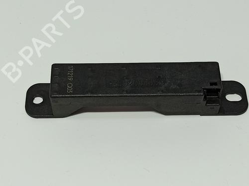 BP27993247M83 main image
