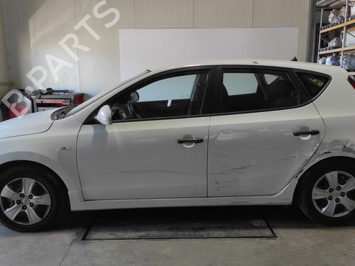 Używane części HYUNDAI i30 (FD) 1.6 CRDi (116 hp) 4282550