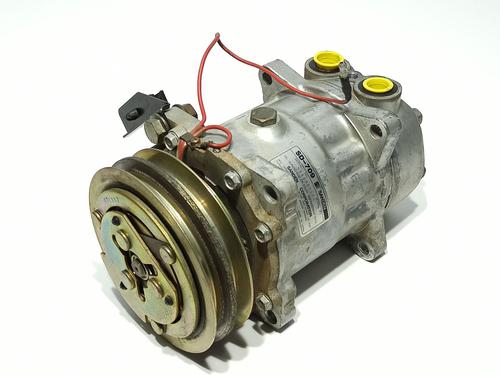 Used AC compressor AC compressor RENAULT 19 II Chamade (L53_) [1992-2003] 33184694 33184694
