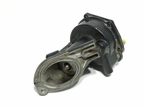 Used Vacuum pump FORD FOCUS II (DA_, HCP, DP) [2004-2013]  31031504