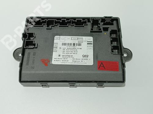 Used Comfort control module MERCEDES-BENZ S-CLASS (W221, V221) S 320 CDI (221.022, 221.122) (235 hp) 11755654