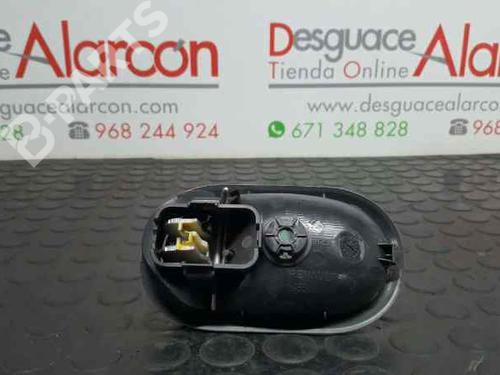 Høyre foran invendig håndtak RENAULT CLIO III (BR0/1, CR0/1) 1.5 dCi (BR17, CR17) | BP3282153I14 