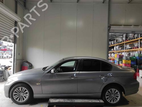 Klamka zewnętrzna drzwi przednich lewych BMW 3 (E90) 320 d | BP9247792C128 