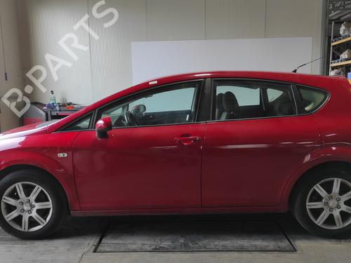 Venstre bak utvendig håndtak SEAT LEON (1P1) 1.9 TDI | BP26726220C130 