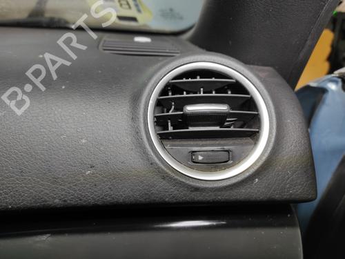 air-vent-audi-a4-b6-convertible-8h7-25-tdi-2002-2003-2004-2005-2006-2007-2008-2009-11876902 main image