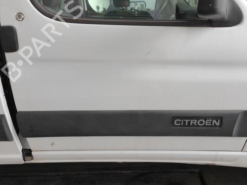 Right front door CITROËN BERLINGO / BERLINGO FIRST Box Body/MPV (M_) 1.9 D 70 (MBWJZ, MCWJZ) | BP26443353C3