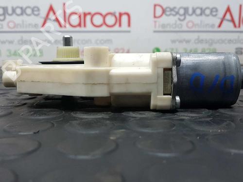 Right front window motor MERCEDES-BENZ C-CLASS (W204) C 200 CDI (204.007, 204.006) | BP2729967E20