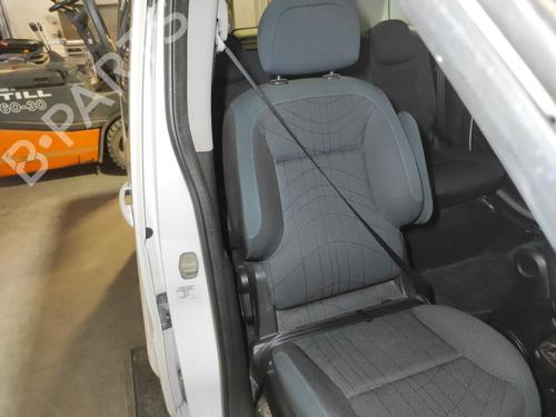 front-right-seatbelt-peugeot-partner-box-bodympv-2008-32155393 main image