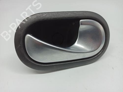 Høyre foran invendig håndtak RENAULT SCÉNIC II (JM0/1_) 1.5 dCi (JM1E, JM16) (106 hp) 5215440