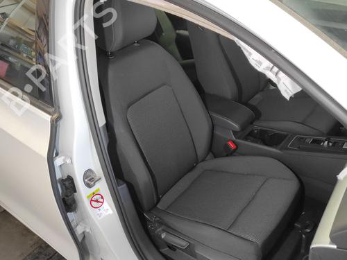 sde-hjre-fortil-vw-golf-viii-cd1-da1-2019-38711515 main image