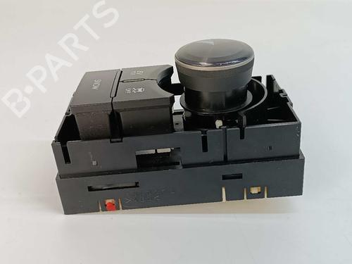 Switch LEXUS IS III (_E3_) | BP10038124I30