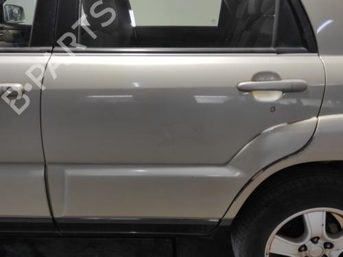 Left rear door KIA SPORTAGE II (JE_, KM_) 2.0 CRDi | BP26726377C4