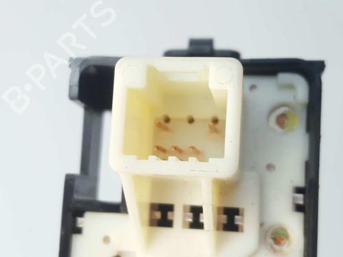 Right rear window switch TOYOTA AURIS Estate (_E18_) 1.8 Hybrid (ZWE186_, ZWE186R, ZWE186H) | BP6553379I28
