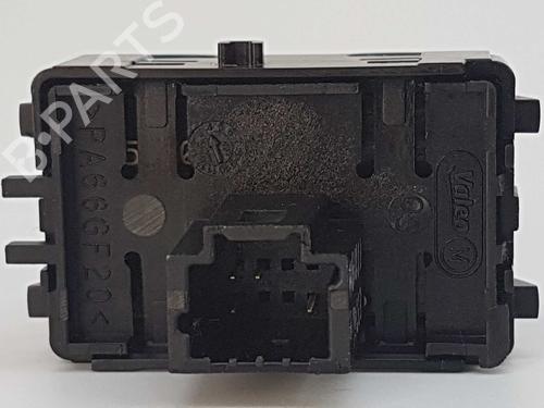 Right front window switch RENAULT MEGANE IV Hatchback (B9A/M/N_) 1.5 Blue dCi 115 (B9A6) | BP7902935I26