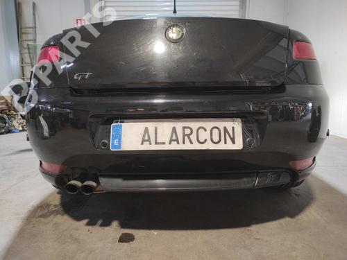 Paragolpes trasero ALFA ROMEO GT (937_) 1.9 JTD (937CXN1B) (150 hp) 10654959