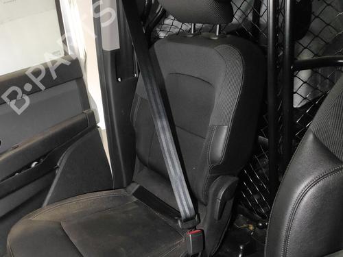 front-right-seatbelt-renault-express-box-bodympv-2021-36143008 main image