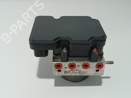 Used ABS pump NISSAN X-TRAIL III (T32_, T32R, T32RR) 1.6 dCi (T32) (130 hp) 10936217