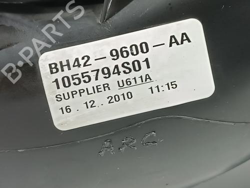 Air filter box LAND ROVER RANGE ROVER III (L322) 4.4 D 4x4 | BP14544000M87 