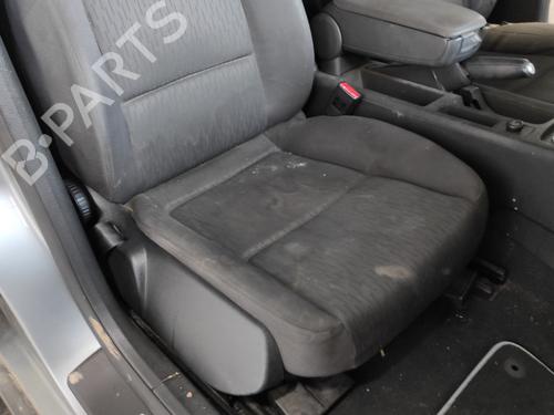 Right front seat AUDI A4 B7 (8EC) | BP26669806C16 - Image 2