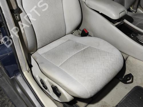 Right front seat MERCEDES-BENZ C-CLASS (W203) C 220 CDI (203.006) | BP23183850C16