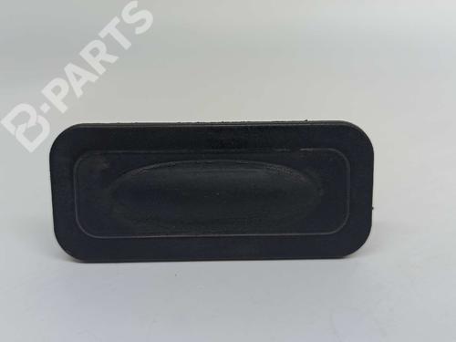 Used Tailgate handle RENAULT GRAND SCÉNIC II (JM0/1_) 1.9 dCi (JM0G, JM12, JM1G, JM2C) (120 hp) 8113774