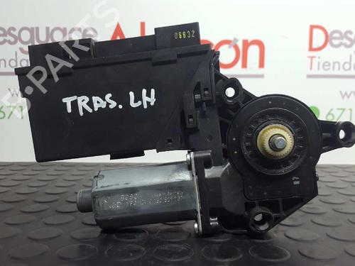 Portierruitmotor linksachter AUDI A4 B7 Avant (8ED) 1.9 TDI | BP2735236E23 