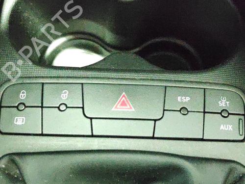 warning-switch-seat-ibiza-iv-6j5-6p1-2008-2009-2010-2011-2012-2013-2014-2015-2016-2017-39147776 main image