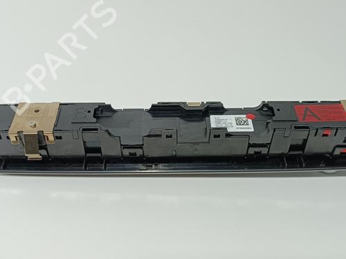 Switch BMW 1 (F40) 118 d | BP24118915I30