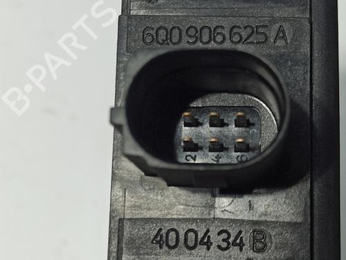 Elektronisk modul VW POLO (9N_, 9A_)  | BP22424075M83 